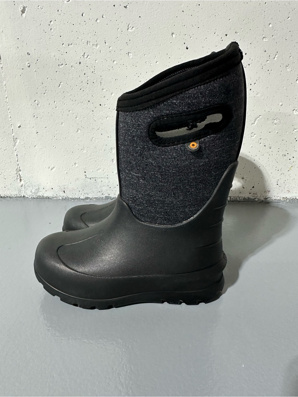Bogs Kids Black Tall Waterproof Handle Boots